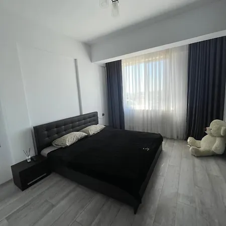 Mamaia Nord Apartment